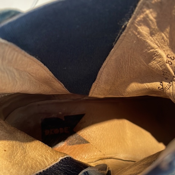 DCode Navy/silver distressed Leather Ankle Boot Made in Portugal - 39 (8.5) - Picture 11 of 13